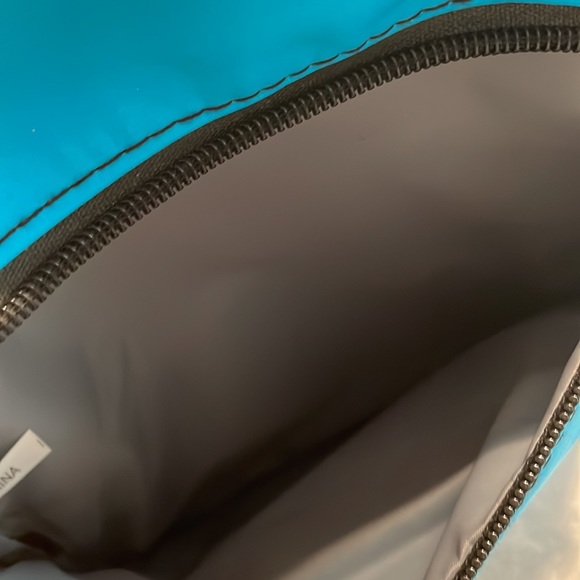 NWT crossbody - Picture 5 of 6